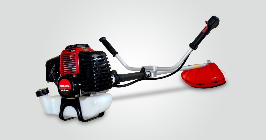 Agricultural 52cc fast selling portable gasoline brush cutter 520 grass trimmer