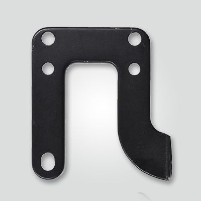 Muffler_bracket_gasket_fit_parts_for_chainsaw_hus_61_268_272_Muffler_Cover