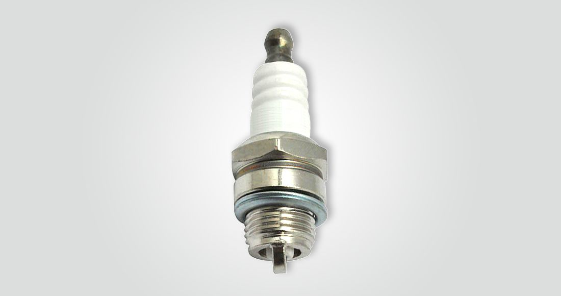 Wood cutting MS660 chain saws spare parts Spark plug
